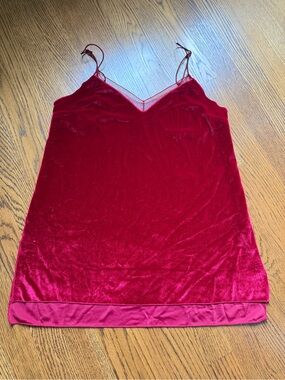 Intimately Free People Red Velvet Mesh Trimmed V-Neck Camisole Size XS